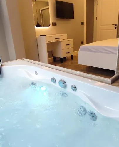 Arya Deluxe Апарт-отель Каш