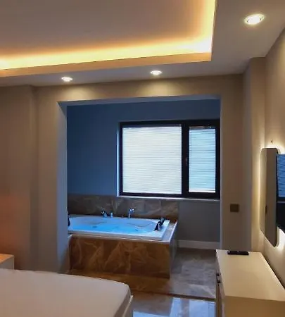 Arya Deluxe Apart Otel *