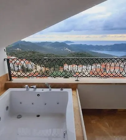 Apartahotel Arya Deluxe Kaş