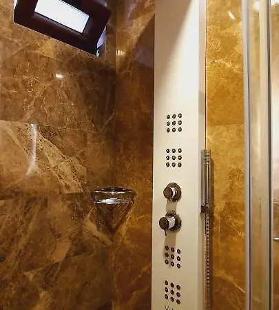 Arya Deluxe Apart Otel Kaş