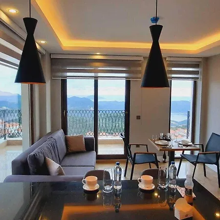 Arya Deluxe Aparthotel *