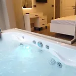 Arya Deluxe Appart hôtel Kaş