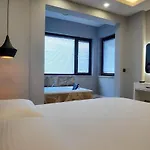 Appart hôtel Arya Deluxe *