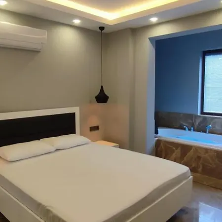 Arya Deluxe Apart Otel